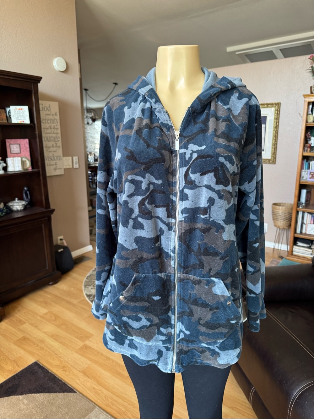 Style & Co Sport blue camo zip up hoodie sweatshirt-size XL